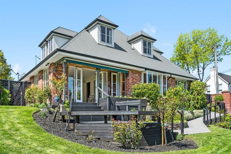 Photo of property in 85 Kahu Road, Fendalton, Christchurch, 8041