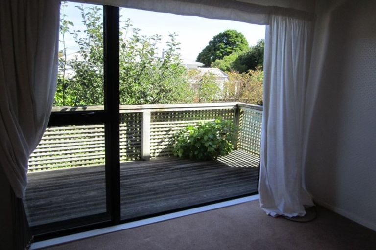Photo of property in 4 Te Maku Grove, Waikanae, 5036