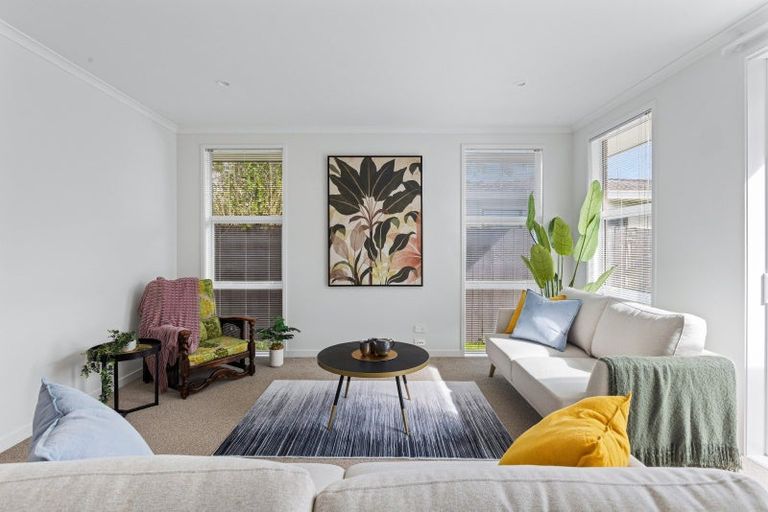 Photo of property in 30d Elizabeth Street, Orewa, 0931