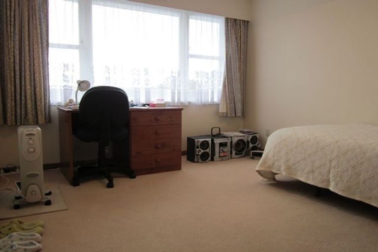 Photo of property in 1 Kohima Drive, Khandallah, Wellington, 6035