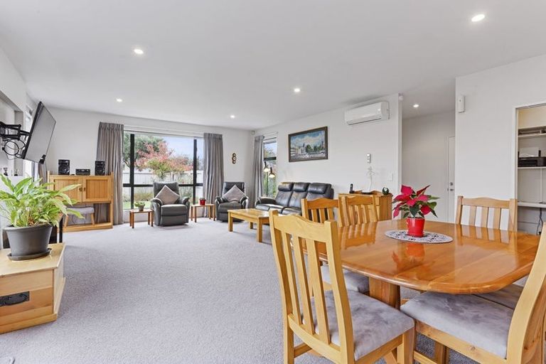 Photo of property in 2 Pukeko Place, Rangiora, 7400