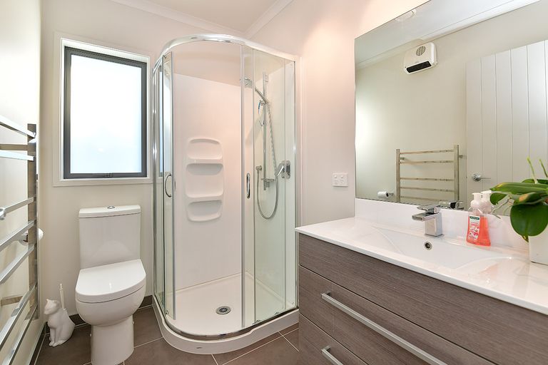 Photo of property in 2 Forest Glen, Orewa, 0931