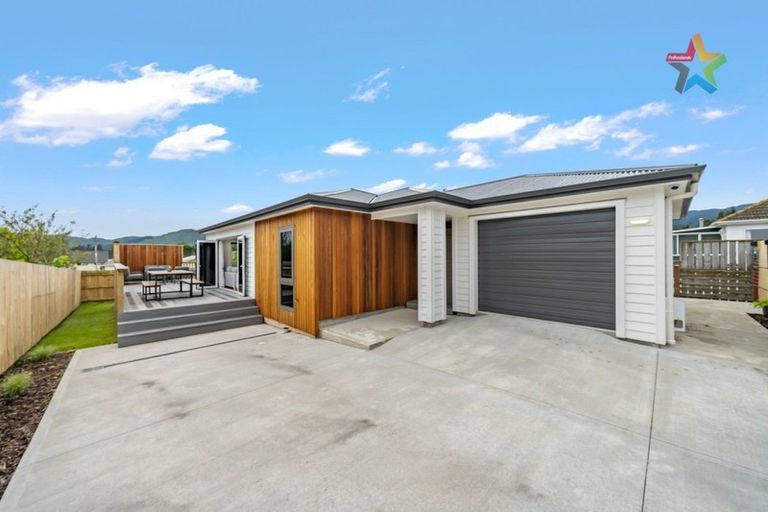 Photo of property in 42a Fraser Street, Wainuiomata, Lower Hutt, 5014