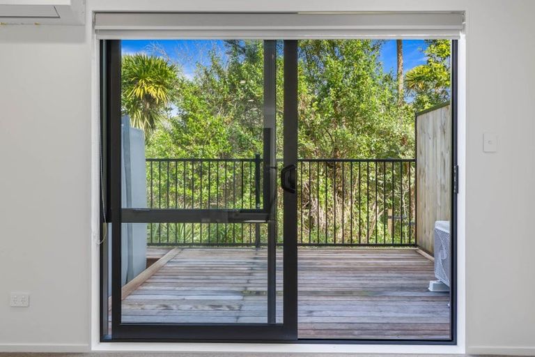 Photo of property in 56 Raupeti Lane, Henderson, Auckland, 0612