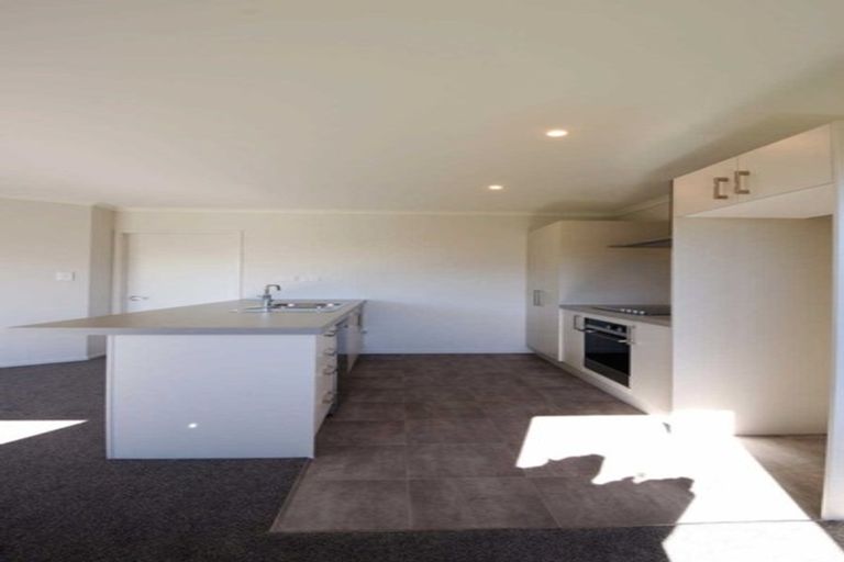 Photo of property in 19 Ragley Way, Rolleston, 7615