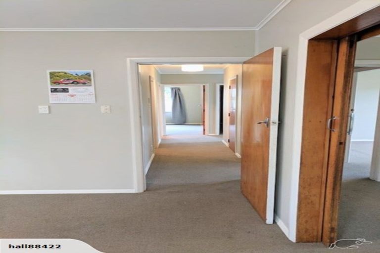 Photo of property in 5 Gawler Grove, Wainuiomata, Lower Hutt, 5014