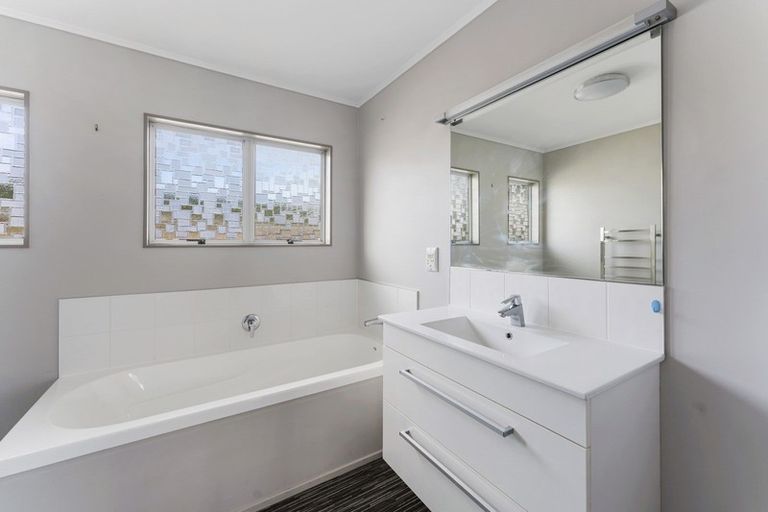 Photo of property in 3 Manuka Place, Hawera, 4610