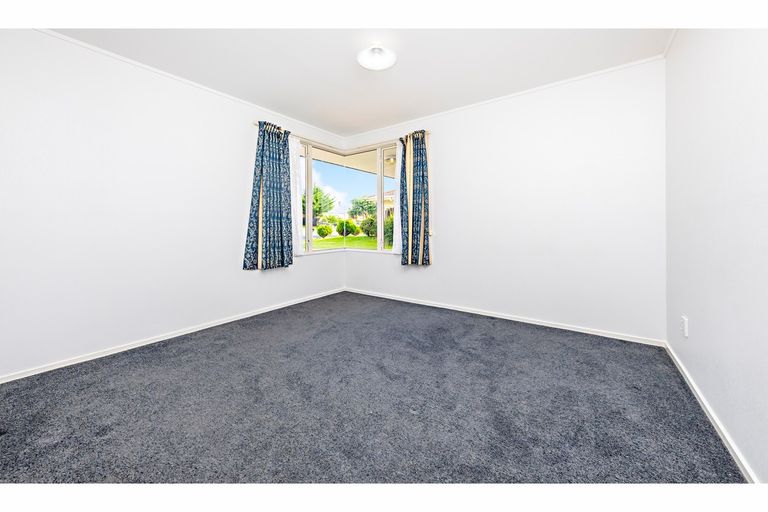 Photo of property in 36 Bellville Drive, Clendon Park, Auckland, 2103