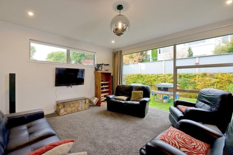 Photo of property in 25 Leven Street, Roslyn, Dunedin, 9010