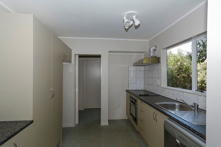 Photo of property in 28/24 Eastglen Road, Glen Eden, Auckland, 0602