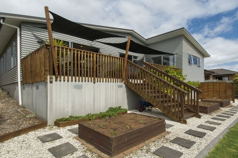 Photo of property in 88 Waterside Drive, Pyes Pa, Tauranga, 3112