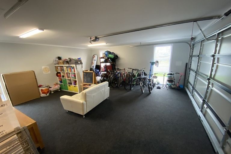 Photo of property in 22 Clare Street, Cambridge, 3434