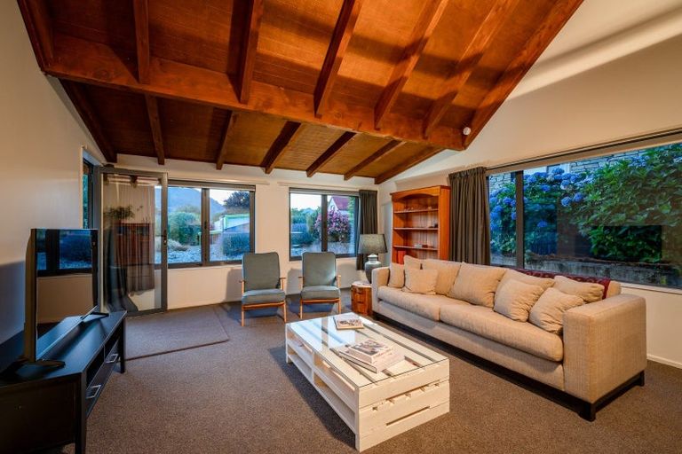 Photo of property in 42 Rata Street, Wanaka, 9305