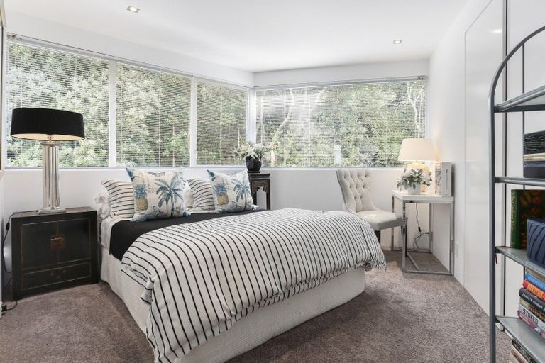 Photo of property in 4/165 Tamaki Drive, Kohimarama, Auckland, 1071