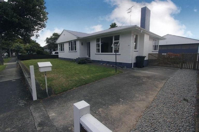 Photo of property in 2a Galway Street, Waterloo, Lower Hutt, 5011