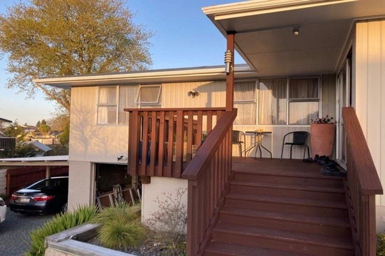 Photo of property in 18 Utuhina Road, Springfield, Rotorua, 3015