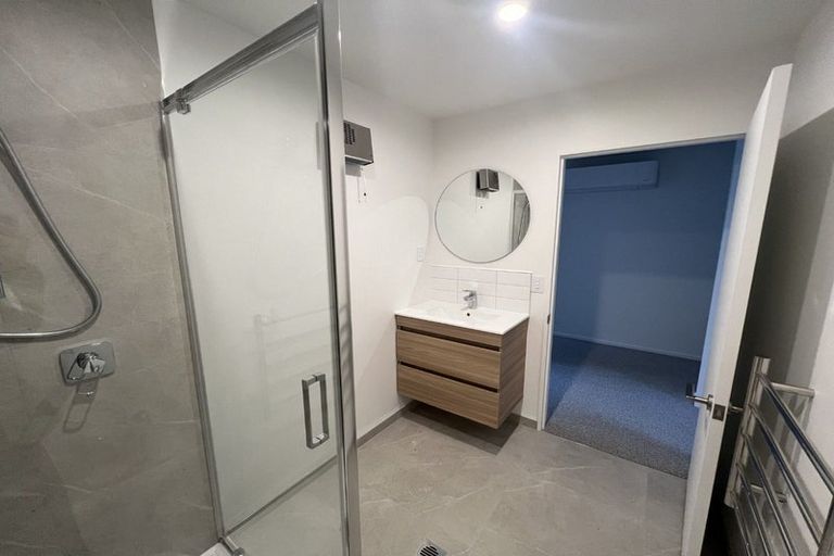 Photo of property in 2/142 Marine Parade, New Brighton, Christchurch, 8083