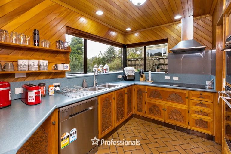Photo of property in 1 Hobbit Lane, Pinehaven, Upper Hutt, 5371