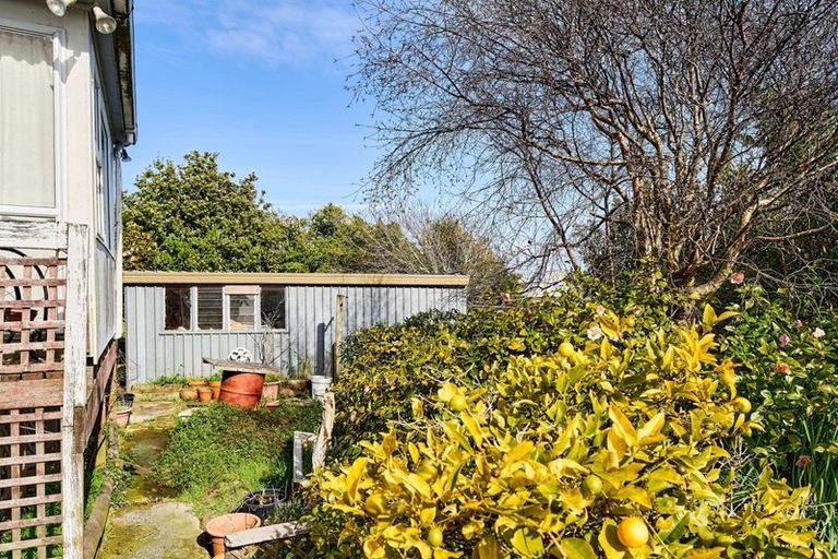 Photo of property in 6 Marne Grove, Waitangirua, Porirua, 5024