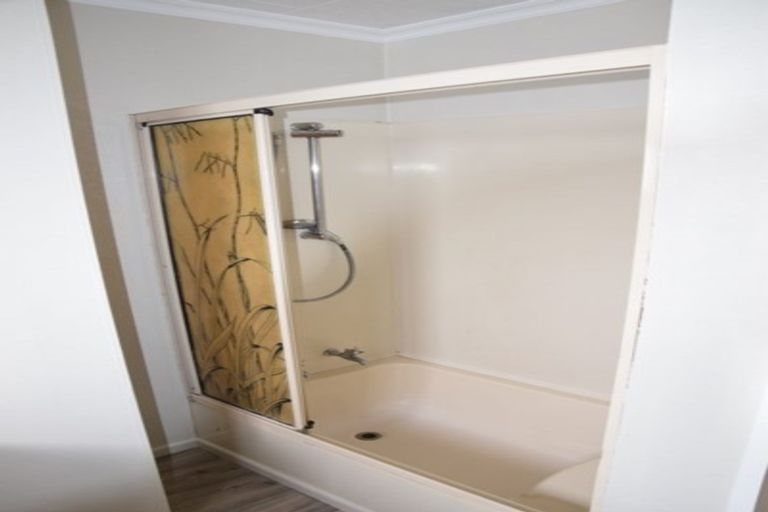 Photo of property in 37 Cunningham Street, Grasmere, Invercargill, 9810