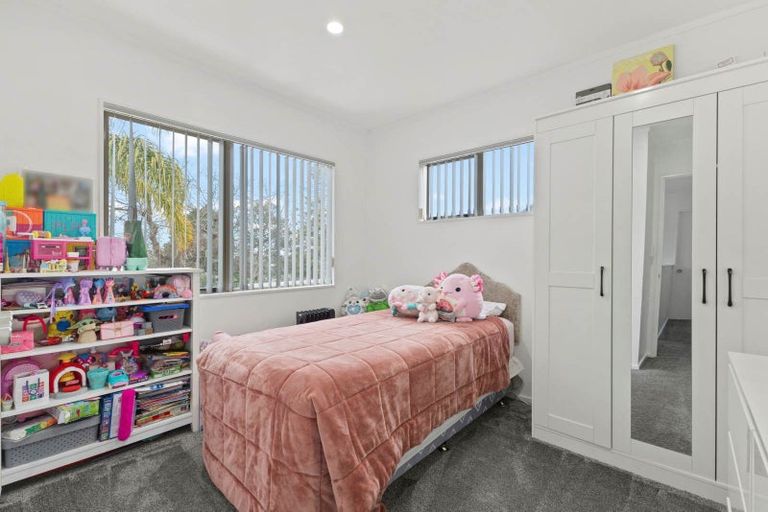 Photo of property in 70c Alfriston Road, Manurewa East, Auckland, 2102