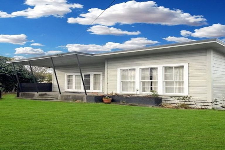 Photo of property in 24 Main Street, Marton, 4710