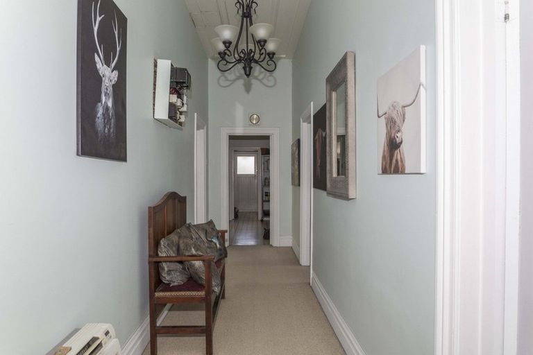 Photo of property in 37 Gordon Street, Dannevirke, 4930