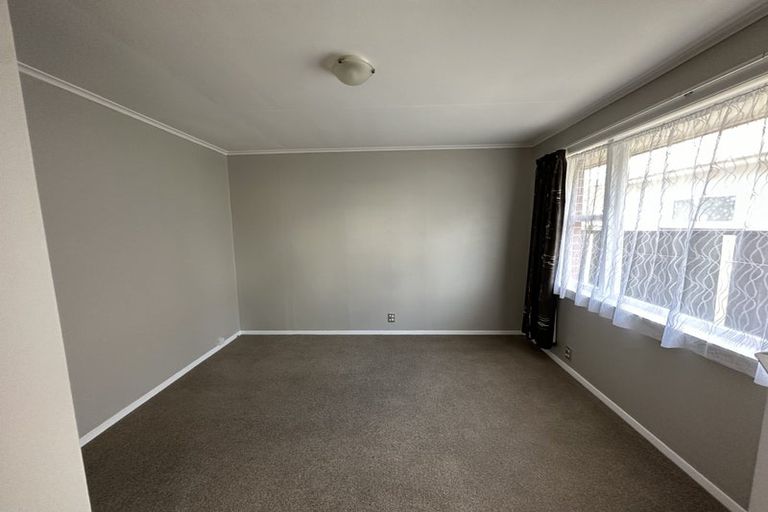 Photo of property in 18 Maclean Street, Wallaceville, Upper Hutt, 5018