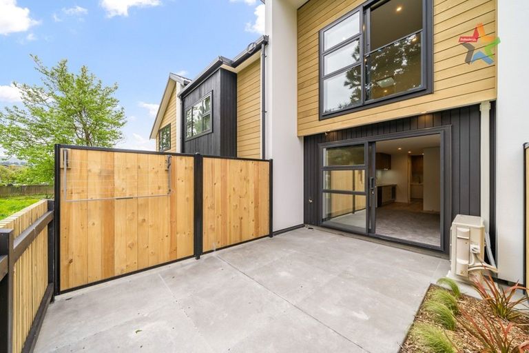 Photo of property in 3/370 Stokes Valley Road, Stokes Valley, Lower Hutt, 5019