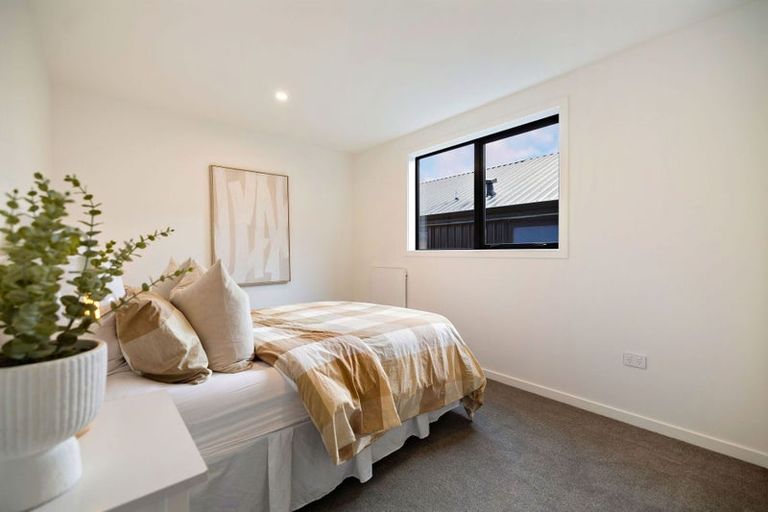 Photo of property in 5 Rowe Drive, Jacks Point, 9371