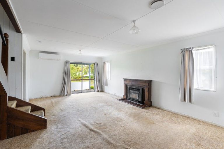 Photo of property in 22 Waitere Street, Marton, 4710