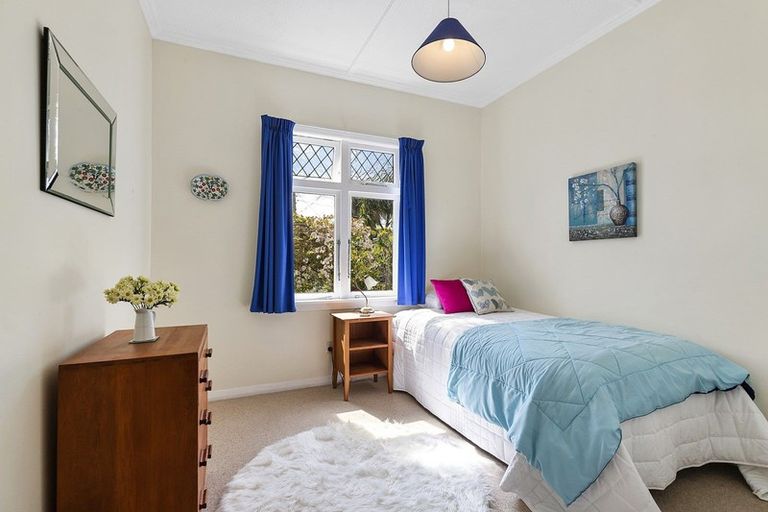 Photo of property in 24 Kano Street, Karori, Wellington, 6012