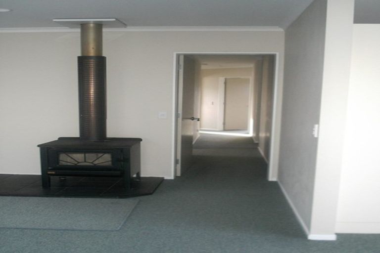 Photo of property in 3 Makora Grove, Paremata, Porirua, 5024