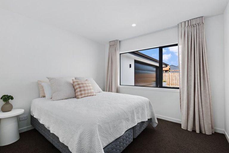 Photo of property in 13 Rodeo Place, Outram, 9019