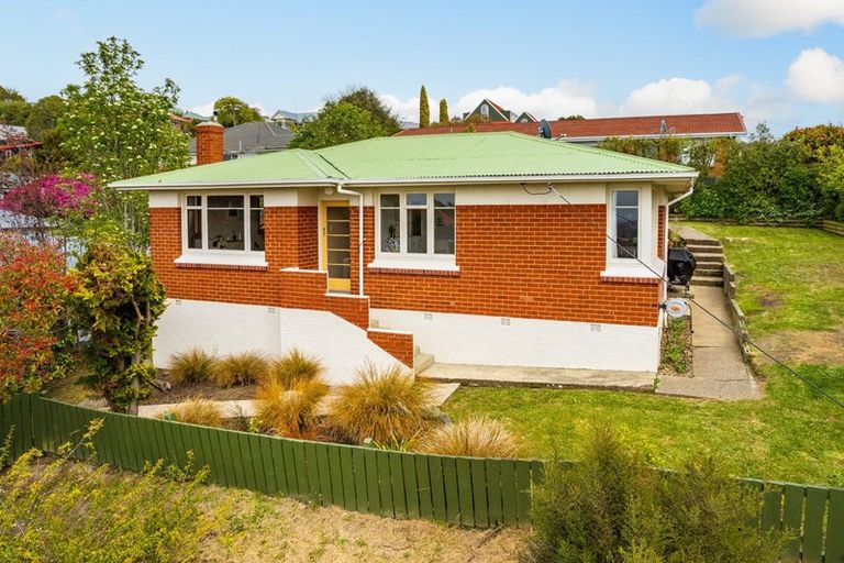 Photo of property in 72 Glenpark Avenue, Mornington, Dunedin, 9011