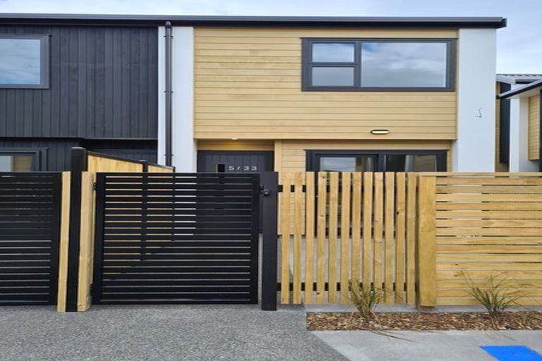 Photo of property in 5/33 Sladden Street, Naenae, Lower Hutt, 5011