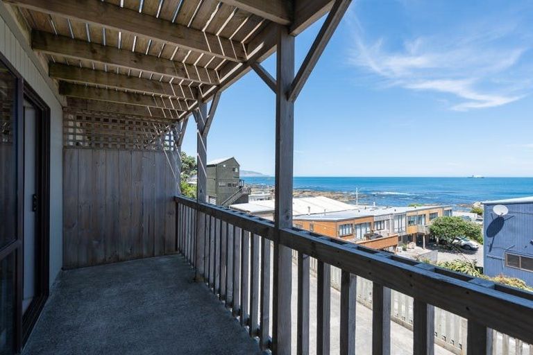 Photo of property in 12/410 The Esplanade, Island Bay, Wellington, 6023