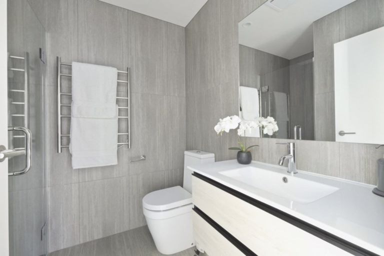 Photo of property in 4 Kotuku Lane, Jacks Point, Queenstown, 9371