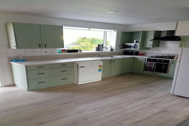 Photo of property in 24 Roberts Road, Hei Hei, Christchurch, 8042