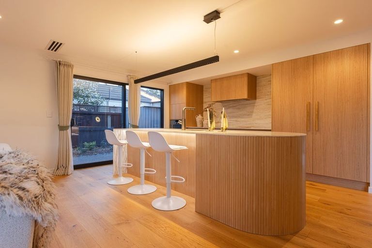 Photo of property in 4/146 Straven Road, Fendalton, Christchurch, 8014