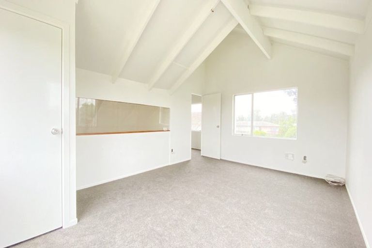 Photo of property in 4 Vimy Place, Mangere, Auckland, 2022