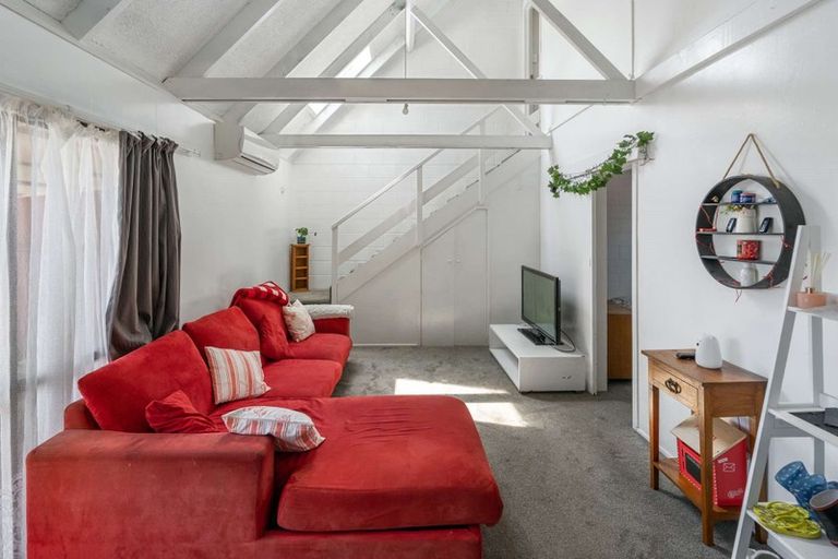 Photo of property in 5/66 Robinson Avenue, Holdens Bay, Rotorua, 3010