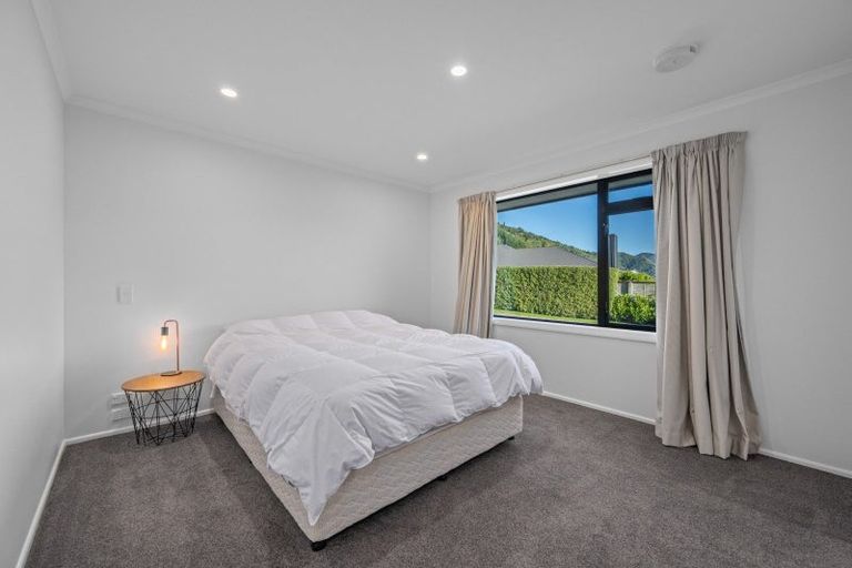 Photo of property in 10 Pukeko Place, Picton, 7220