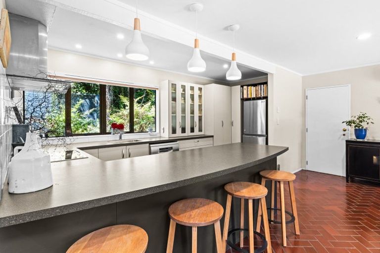 Photo of property in 12 Ritchie Place, Havelock North, 4130