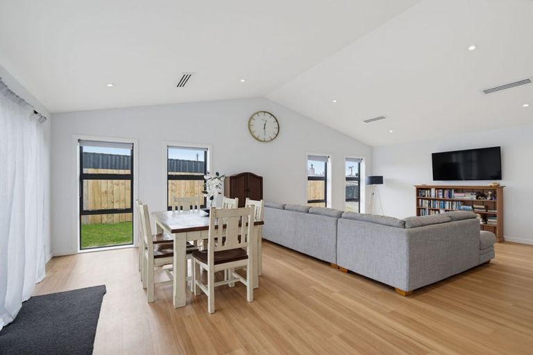 Photo of property in 52a Higginson Street, Otane, 4202