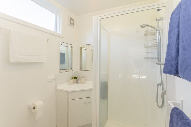 Photo of property in 23 Glen Road, Raumati South, Paraparaumu, 5032