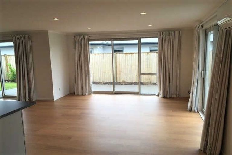 Photo of property in 28 Huntingdon Drive, Rangiora, 7400