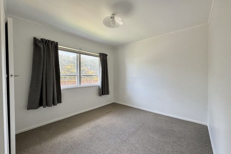 Photo of property in 170c Queen Street, Northcote Point, Auckland, 0627