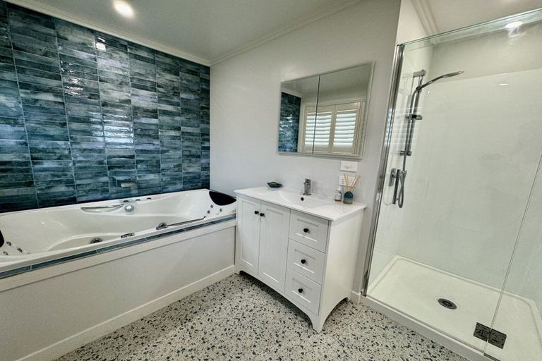 Photo of property in 40 Lohia Street, Khandallah, Wellington, 6035