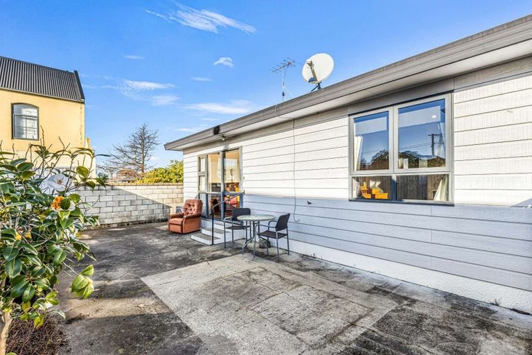 Photo of property in 105 Charles Street, Blenheim, 7201